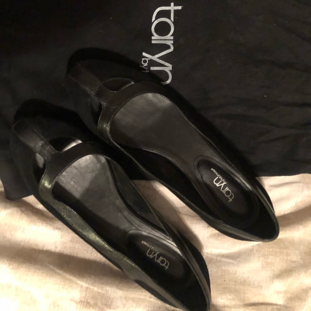Taryn Rose flats